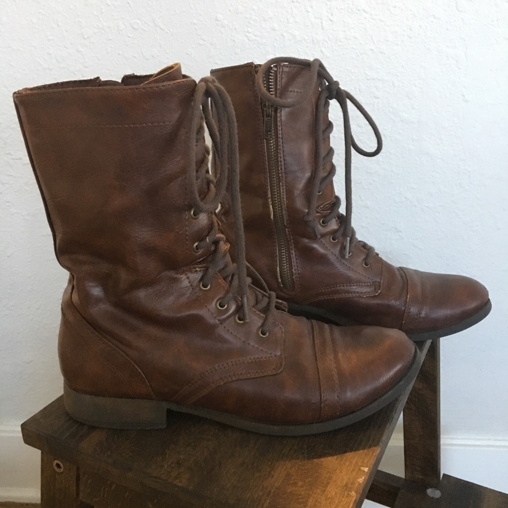 Mossimo Women's Boots - Size 9
